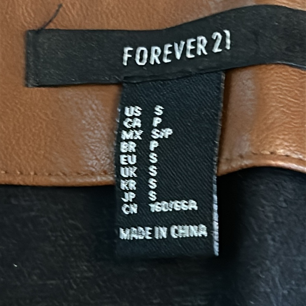 Forever 21 skirt - Picture 4 of 6